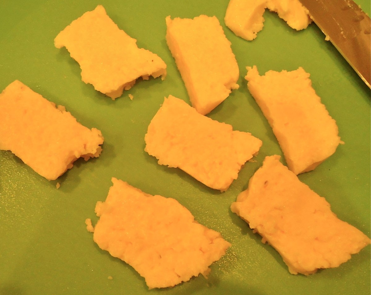 grit slices, grit cakes