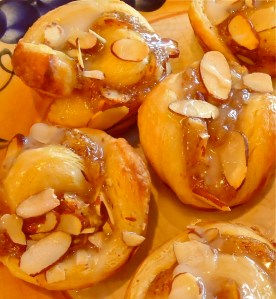 gooey almond meltaways