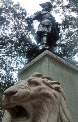 James Oglethorpe's statue at Chippewa Square.