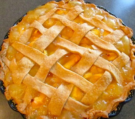 Here we go! Right out the oven and wow it smells good. It's tempting to dig right in, but be warned... slicing a hot or warm pie equals a runny pie. If you do not care, I say go for it! Otherwise, allow to cool almost completely (or refrigerate) before slicing.